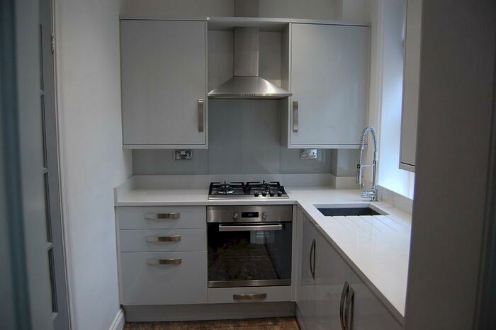 1 Bedroom Terraced House To Rent In Back Green, Huddersfield, West Yorkshire, HD3