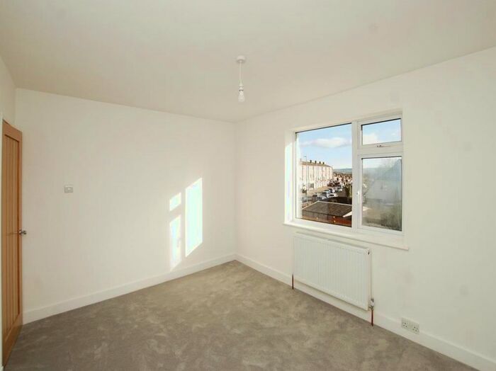 3 Bedroom Terraced House To Rent In Canons Walk, Kingswood, Bristol, BS15