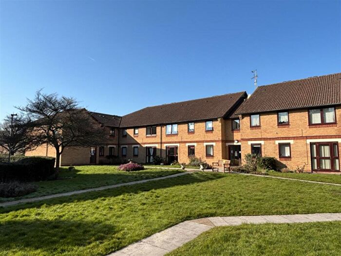 1 Bedroom Retirement Property For Sale In Ivyfield Court, Charter Road, Chippenham, SN15