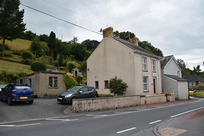 2 Bedroom Detached House For Sale In Fron Helyg, Aberarad, SA38