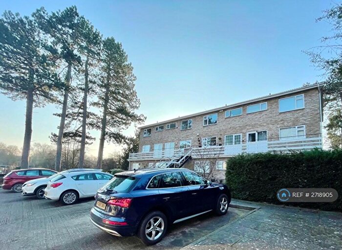 3 Bedroom Maisonette To Rent In Spruce Grove, Darlington, DL3