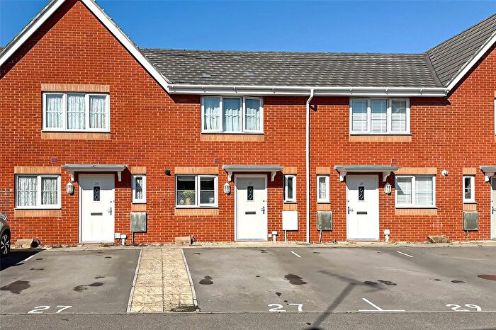 2 Bedroom Terraced House For Sale In Hollist Chase, Littlehampton, West Sussex, BN17