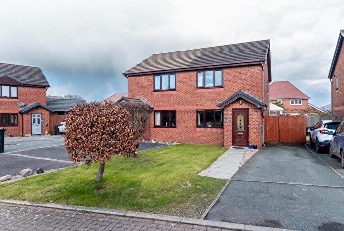 2 Bedroom Semi-Detached House For Sale In Smithfields, Tattenhall, CH3