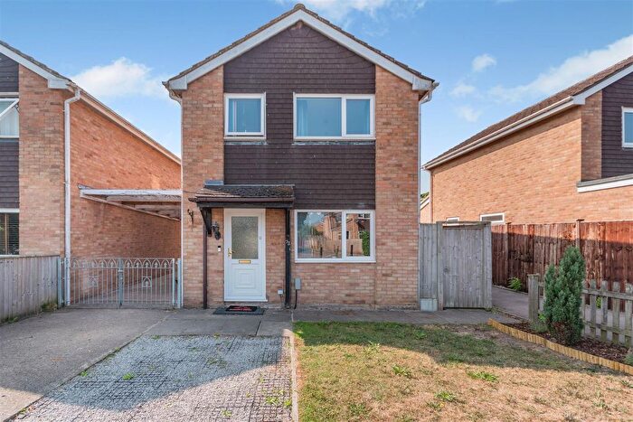 3 Bedroom Detached House For Sale In Oak Way, Huntley, Gloucester, GL19