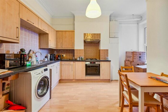 1 Bedroom Flat To Rent In Chiswick High Road, London, W4