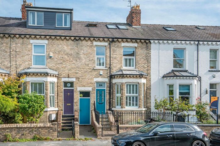 5 Bedroom Terraced House For Sale In Huntington Road, York, YO31