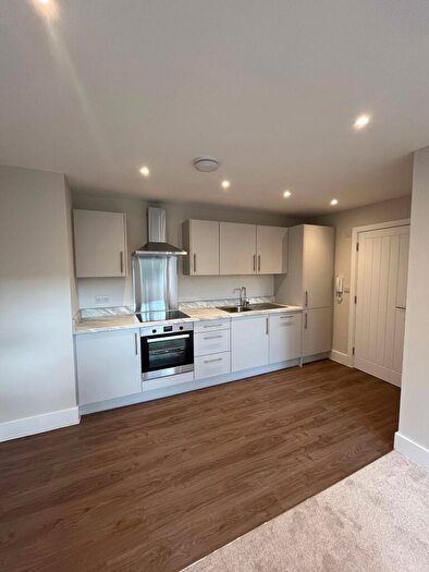 2 Bedroom Apartment To Rent In Spring Hall Lane, Halifax, HX1