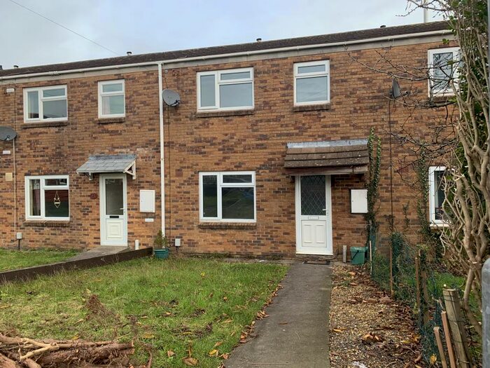 3 Bedroom Property To Rent In Aeron Close, Barry, CF62