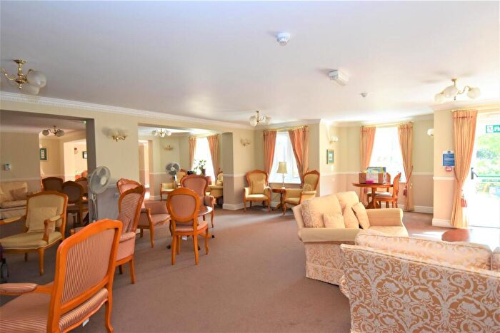 1 Bedroom Retirement Property To Rent In Ashingdon Road, Rochford, SS4