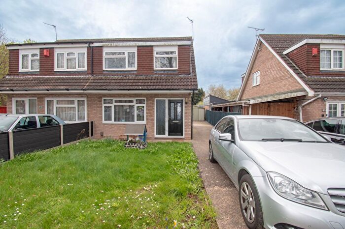 3 Bedroom Semi Detached House For Sale In Huggett Close, Rushey Mead, LE4