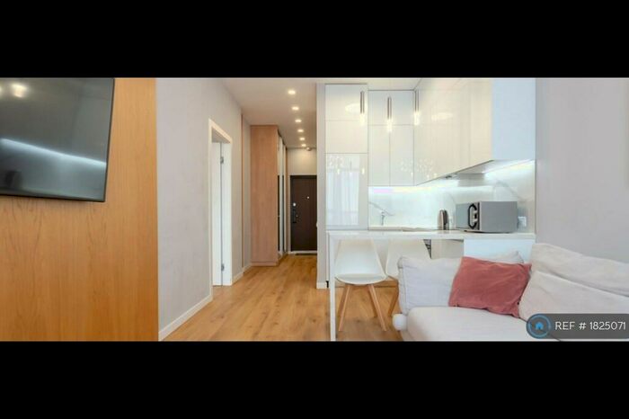 1 Bedroom Flat To Rent In Leather Lane, London, EC1N