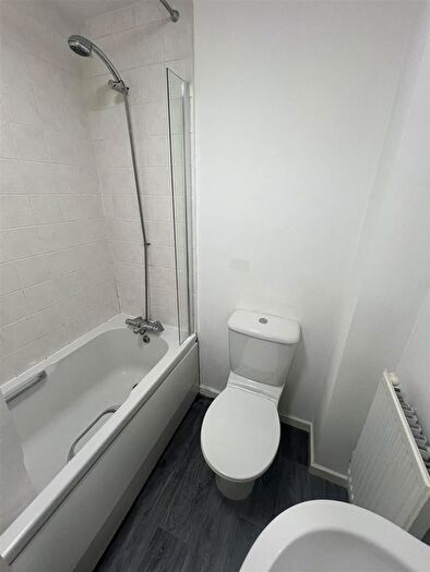 2 Bedroom End Of Terrace House To Rent In Woodheys Park, Kingswood, Hull, HU7