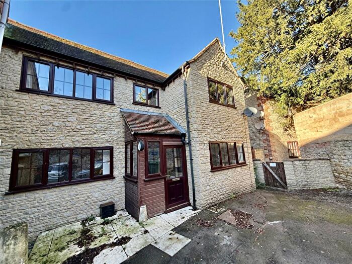 2 Bedroom End Of Terrace House To Rent In Archway Court, Cornmarket, Faringdon, Oxon, SN7