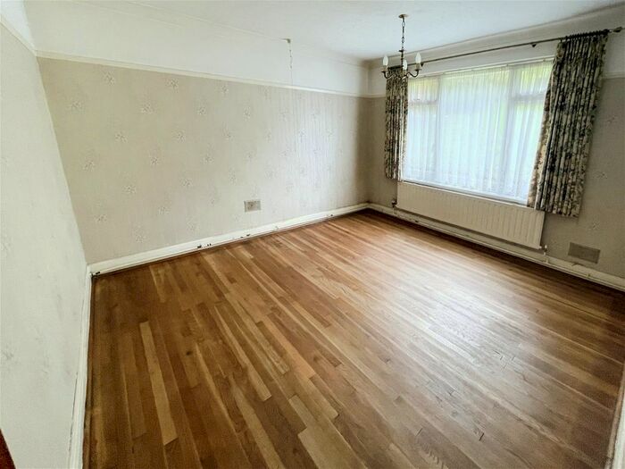 3 Bedroom Bungalow For Sale In Gwar Y Caeau, Port Talbot, SA13