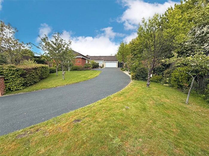 3 Bedroom Bungalow For Sale In Westcott Drive, Durham, County Durham, DH1