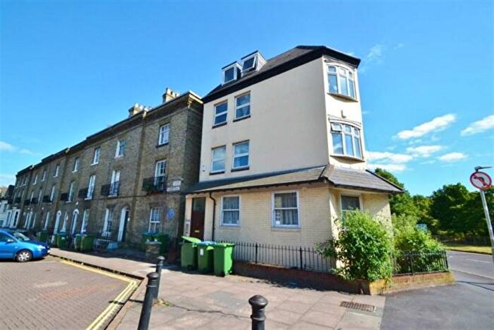 1 Bedroom Flat To Rent In Cranbury Place, Southampton, SO14