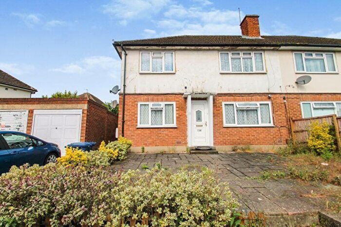 2 Bedroom Maisonette For Sale In Oldfield Circus, Northolt, UB5