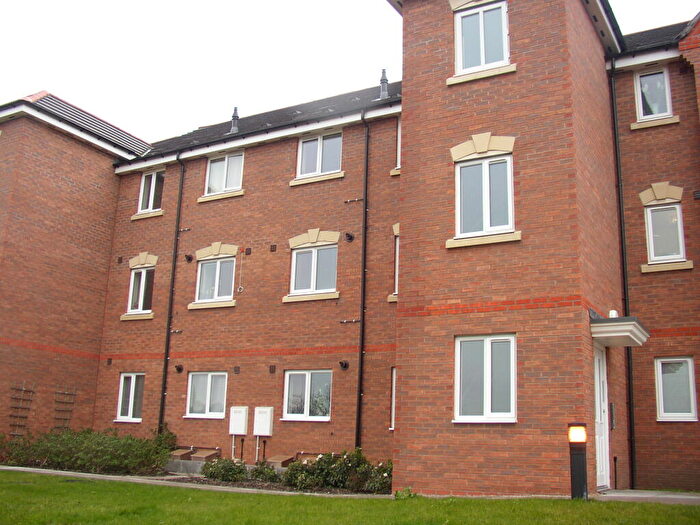 2 Bedroom Apartment To Rent In Middle Meadow, Tipton, West Midlands, DY4