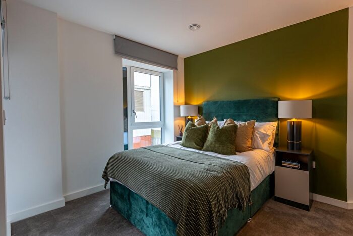 2 Bedroom Flat To Rent In Sherborne Place, Birmingham, Birmingham, B16