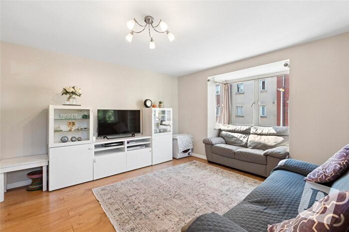 2 Bedroom Apartment For Sale In Hevingham Drive, Chadwell Heath, Romford, RM6