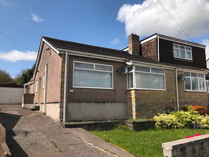 2 Bedroom Property To Rent In York Drive, Llantwit Fardre, Pontypridd, CF38