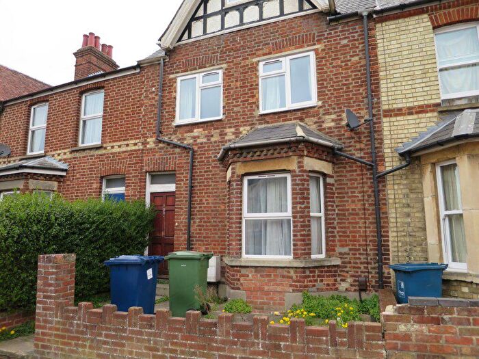 6 Bedroom House To Rent In Cowley Road, OX4