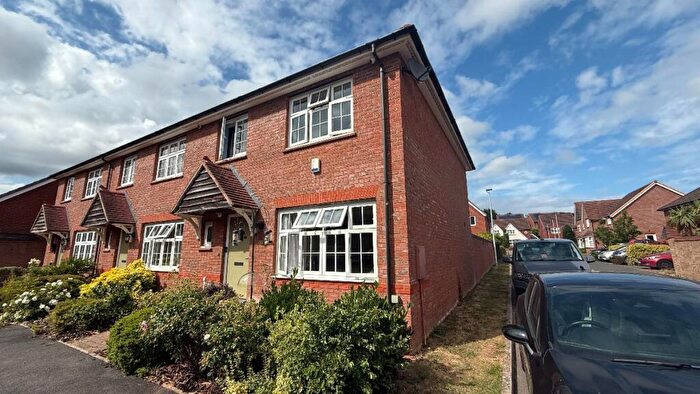 3 Bedroom Semi-Detached House To Rent In Tokesen Drive, Exeter, EX4