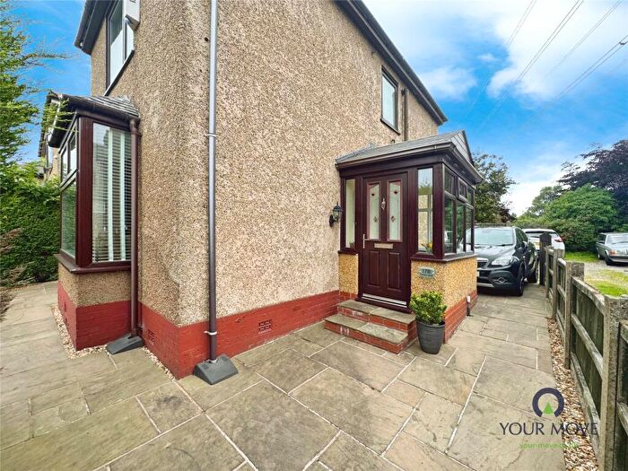 3 Bedroom Detached House For Sale In Sandy Lane, Darwen, Lancashire, BB3