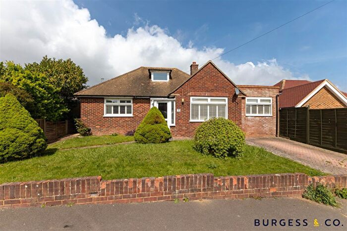 2 Bedroom Detached Bungalow For Sale In Woodsgate Park, Bexhill-On-Sea, TN39