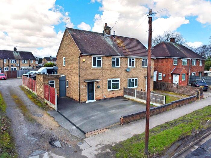 3 Bedroom Semi-Detached House For Sale In Broomhill Road, Hucknall, Nottingham, NG15
