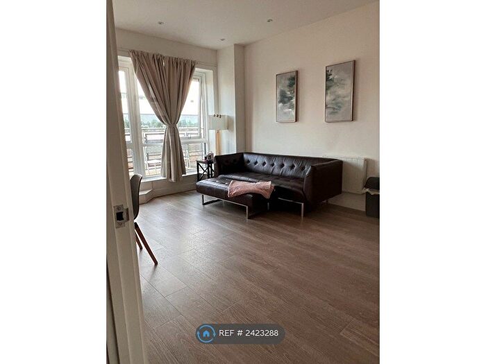 1 Bedroom Flat To Rent In Kings Reach, Reading, RG1