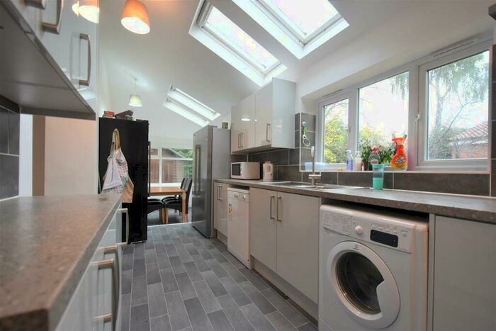 7 Bedroom Detached House To Rent In Bedroom In A Double Bedroom Detached Student House Share, Bills Package, Free Ultrafast M Broadband, B29