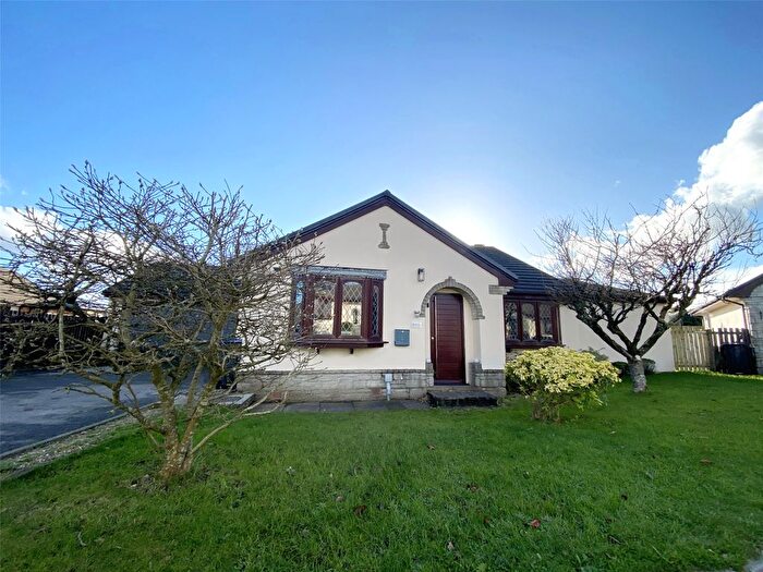 4 Bedroom Bungalow For Sale In Gregorys Meadow, Launceston, Cornwall, PL15