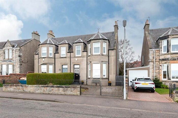 4 Bedroom Semi Detached House For Sale In East Links, Leven, Fife, KY8