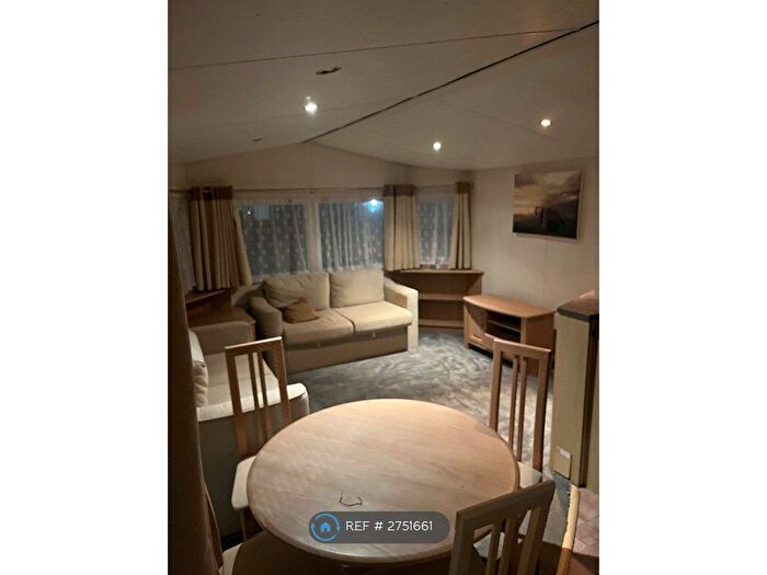 2 Bedroom Flat To Rent In Breakspear Way, Hemel Hempstead, HP2