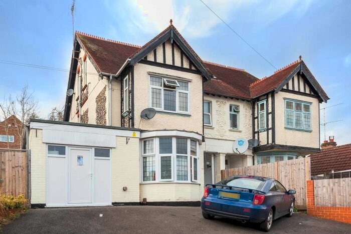 Studio To Rent In Kentwood Hill, Tilehurst, RG31