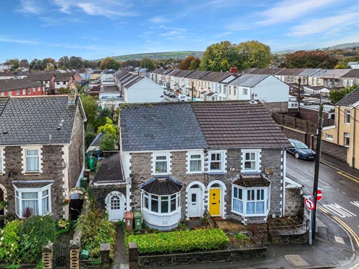 3 Bedroom Semi Detached House For Sale In Pontygwindy Road, Caerphilly, CF83