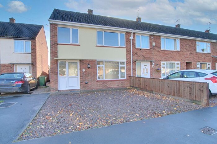 3 Bedroom End Of Terrace House To Rent In Asplin Avenue, March, PE15