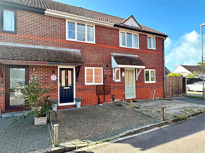 2 Bedroom Terraced House For Sale In Champion Close, Milford On Sea, Lymington, Hampshire, SO41