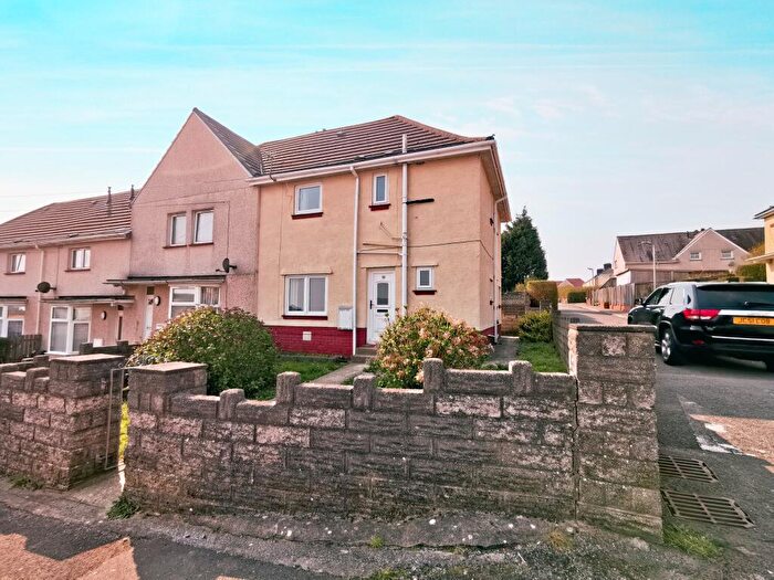 3 Bedroom End Of Terrace House To Rent In Glyndwr Place, Townhill, Swansea, SA1