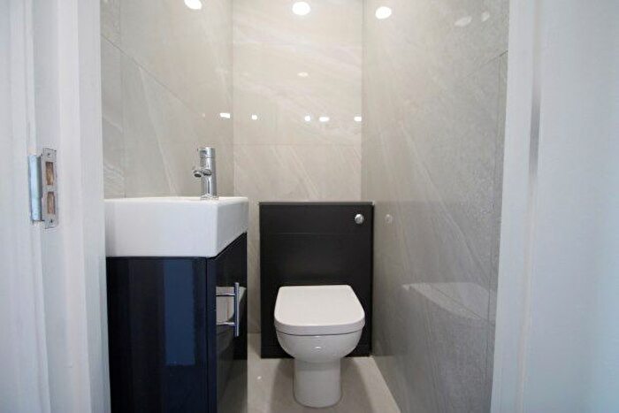 1 Bedroom Flat To Rent In Brockley Rise, London, SE23