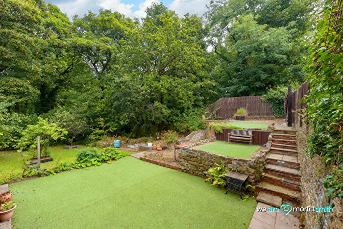 3 Bedroom End Of Terrace House For Sale In Middlewood Road North, Oughtibridge, S35