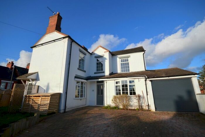 3 Bedroom Detached House To Rent In Linton Road, Castle Gresley, Swadlincote, Derbyshire, DE11