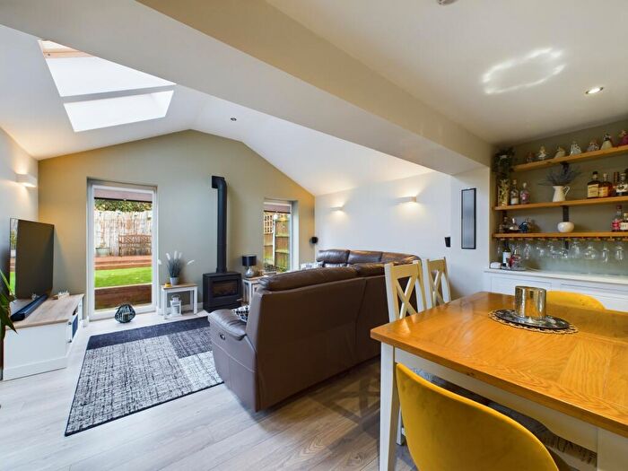 4 Bedroom Detached House For Sale In Netherside Drive, Chellaston, DE73