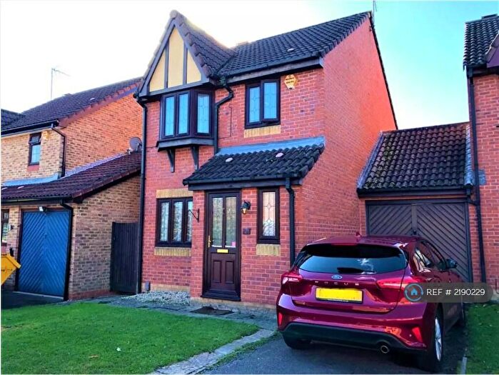 3 Bedroom Detached House To Rent In Regent Close, Lower Earley, Reading, RG6
