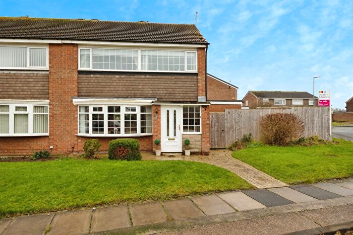 3 Bedroom Semi Detached House For Sale In Cranswick Drive, Middlesbrough, TS5