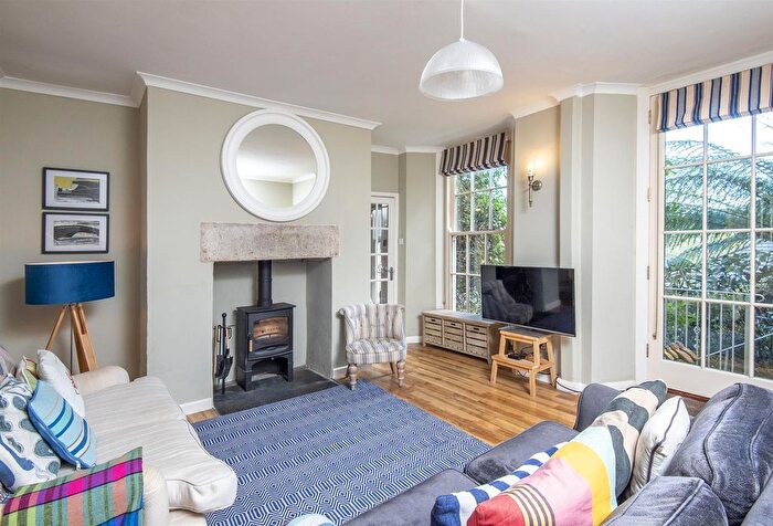 2 Bedroom Property For Sale In Goonvrea, Perranarworthal, TR3