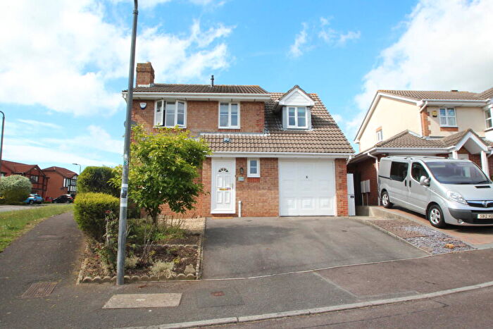 4 Bedroom House To Rent In Campion Drive, Bradley Stoke, Bristol, BS32