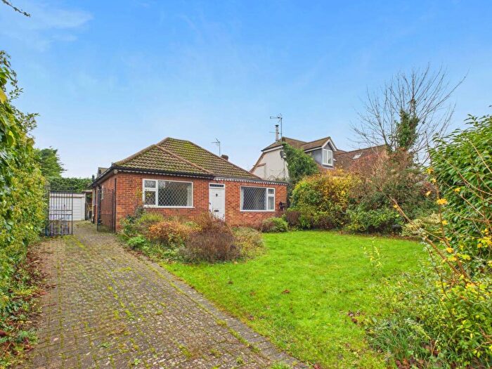 2 Bedroom Detached Bungalow For Sale In Thame Road, Haddenham, HP17
