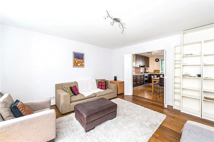 2 Bedroom Flat For Sale In Chapter Street, London, SW1P